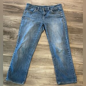 Simply Vera Wang Denim Mid-Rise Straight Leg Cropped 26” Inseam Jeans Size 8